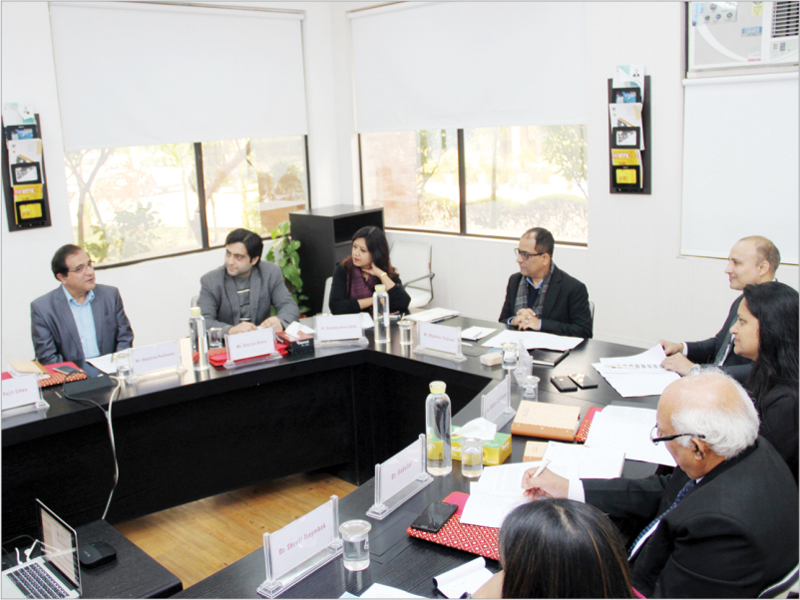 academic-advisory-board-meeting
