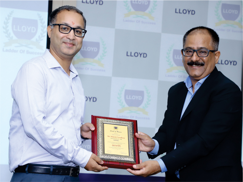 management-induction-aarambh-stepping-into-campus