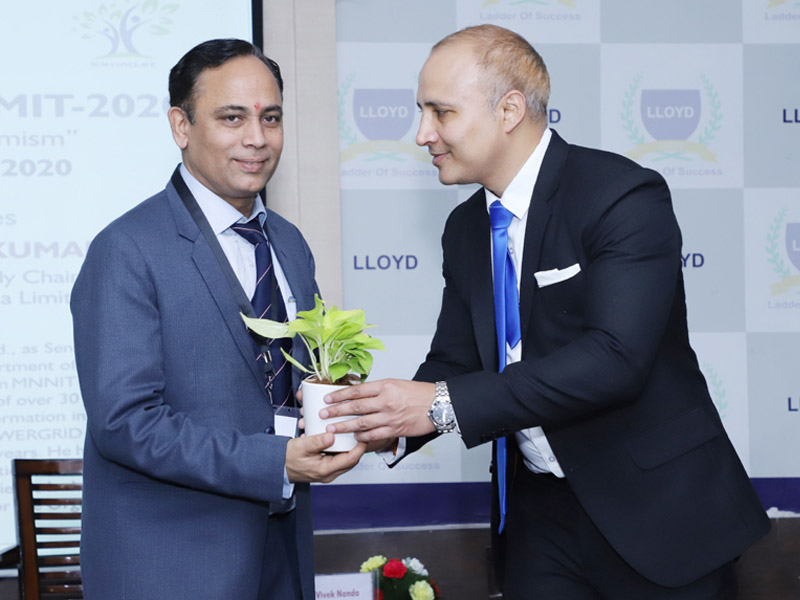 management-summit-2020-eminent-guest-welcome-1 lloyd Business School
