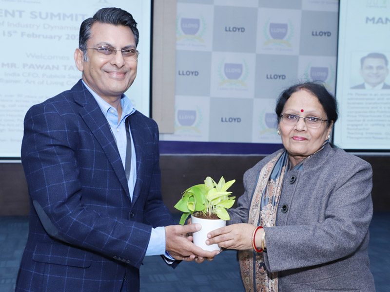 management-summit-2020-eminent-guest-welcome-6 lloyd Business School